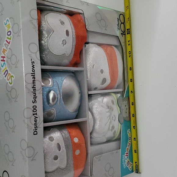 Disney 100 squishmallows box set - Picture 7 of 7